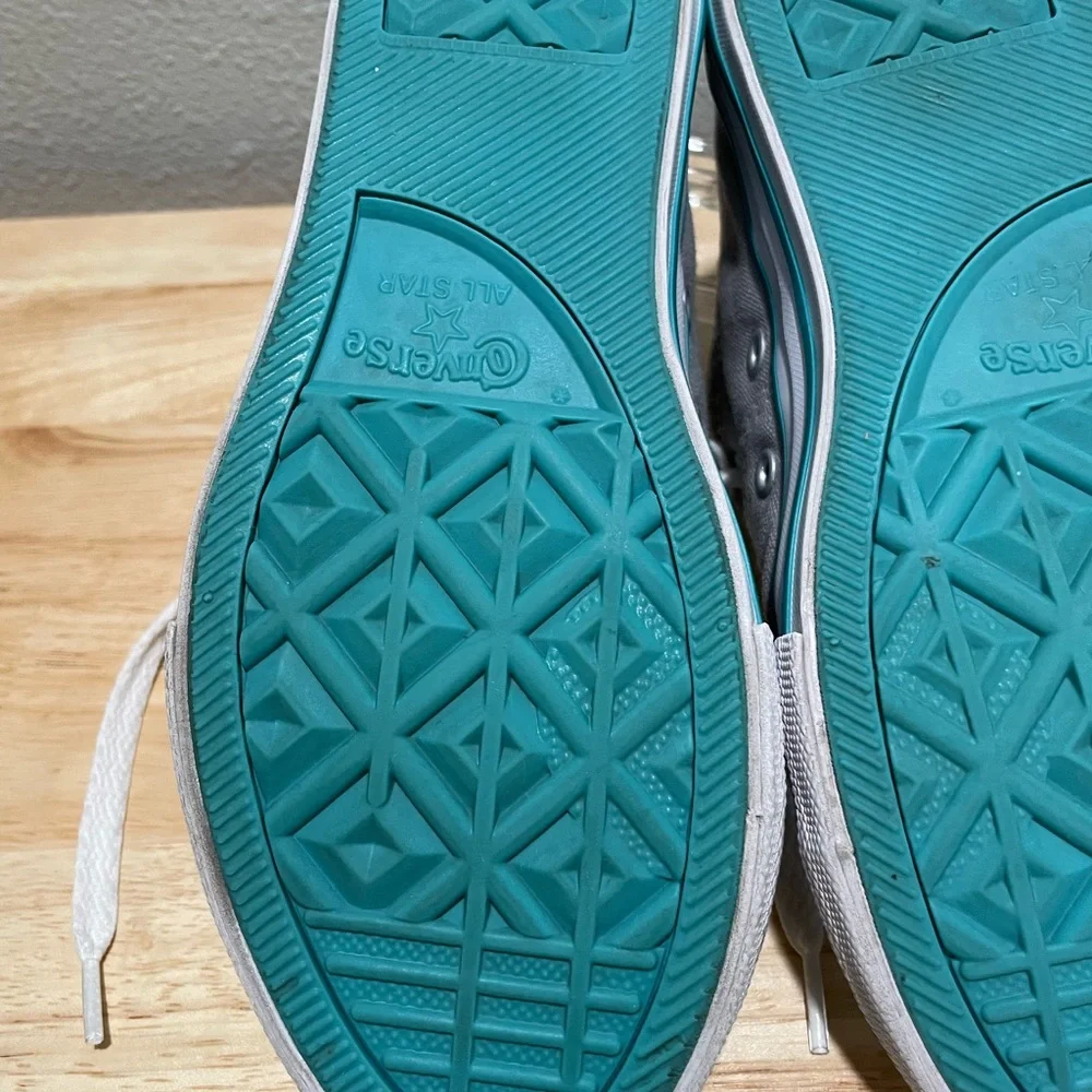Converse “Chuck Taylor” Kids Gray and Teal Sneakers - Size 2 - EUC